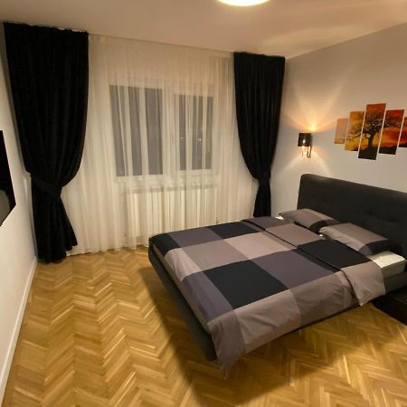 Appartamento Center Loft Buzău Esterno foto